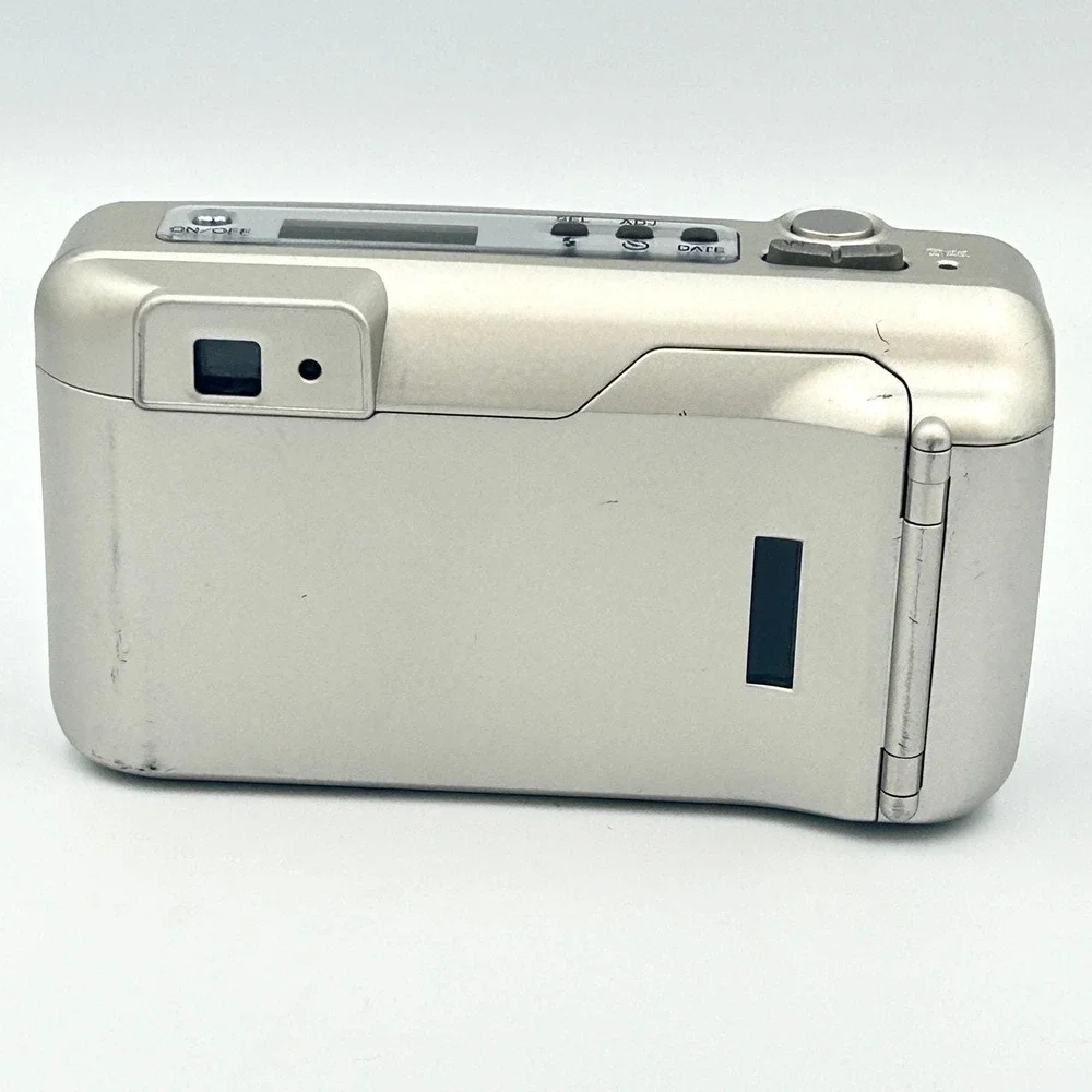 Vintage Minolta 110 Zoom 35mm‎ Film Camera Point & Shoot Silver TESTED Working